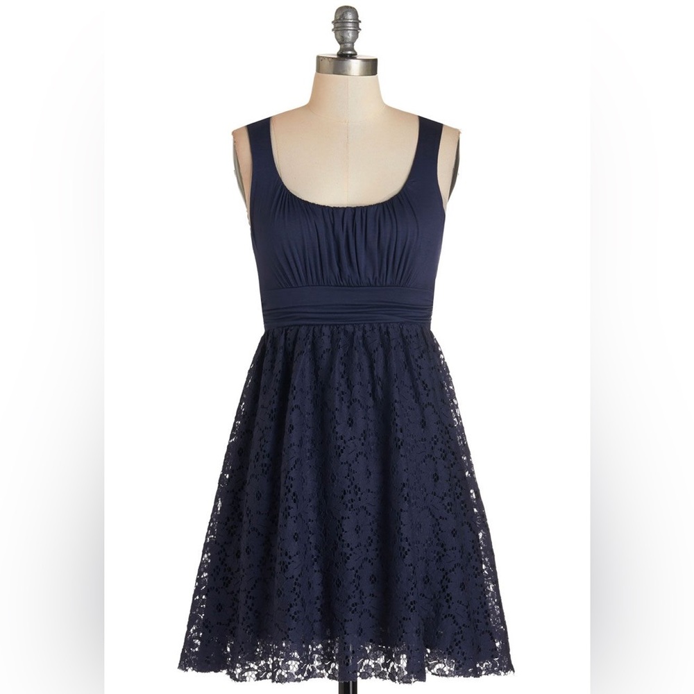 Maitai ModCloth Artisan Iced Tea Dress Navy Blue Floral Lace Flowers Large - Picture 1 of 13